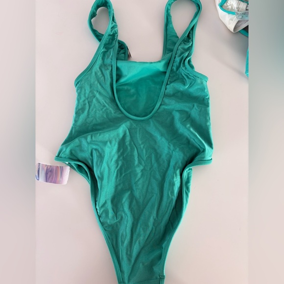 Forever 21 One-Piece Swimsuit – Teal Green L NWT - Picture 2 of 5